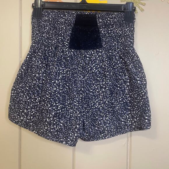 Free People The Way Home Shorts FP Movement Small Black Grey Leopard Print - Picture 2 of 3